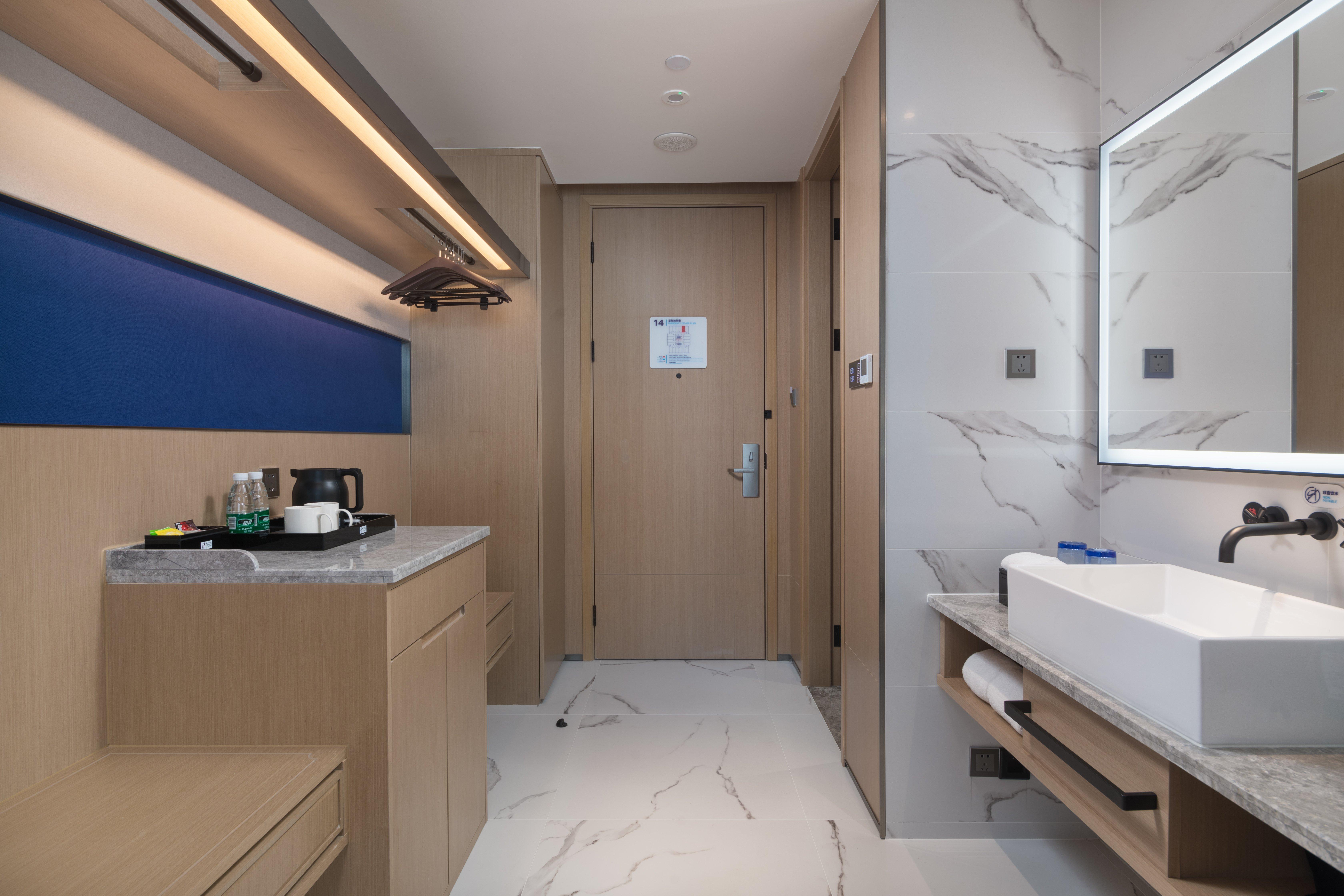 Holiday Inn Express Nanchang West Station By Ihg Exterior foto