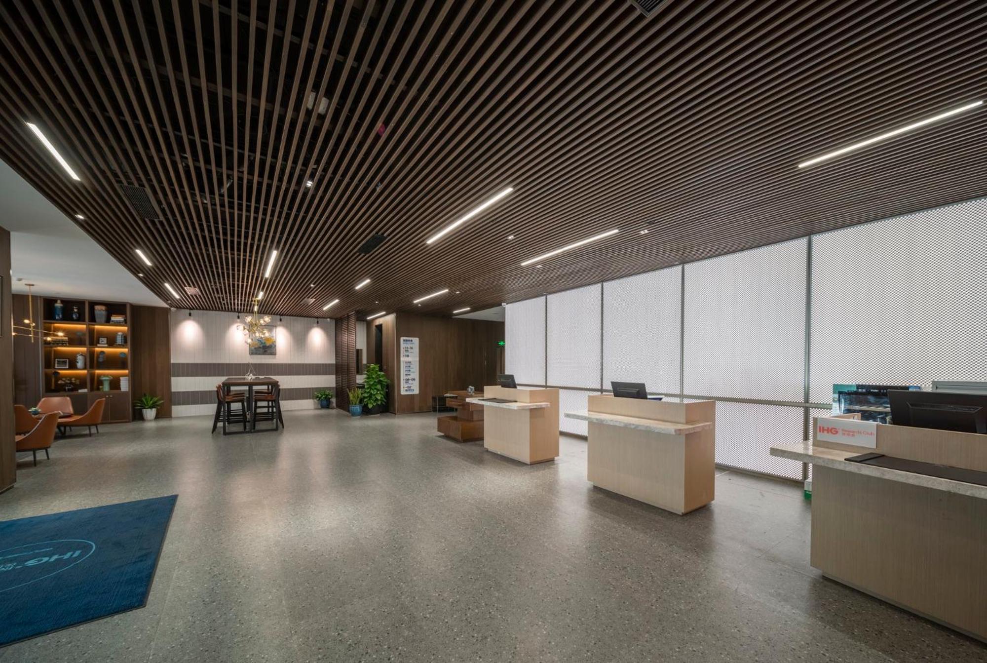 Holiday Inn Express Nanchang West Station By Ihg Exterior foto